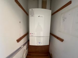 Photo 27- click for photo gallery